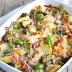 BROCCOLI AND POTATO GRATIN