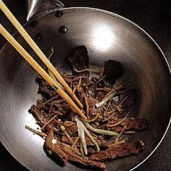 SAUTEED BEEF WITH GINGER