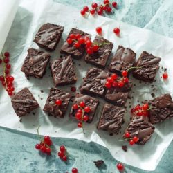 CHICKPEA BROWNIES