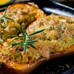 BUTTERNUT STUFFED WITH QUINOA AND CRUNCHY SEEDS